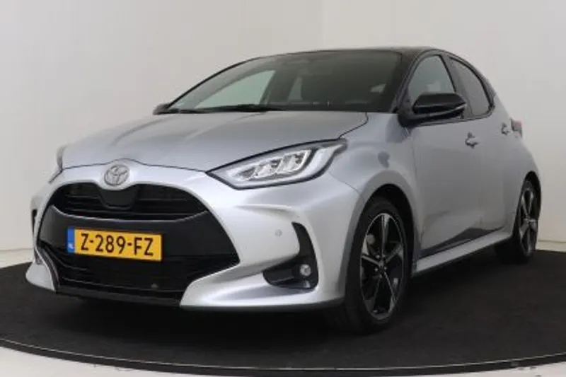 Toyota Yaris (2024)