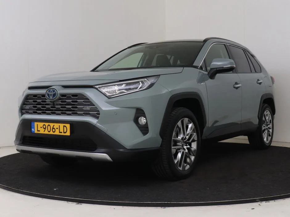 Toyota RAV4 (2021) — foto 1
