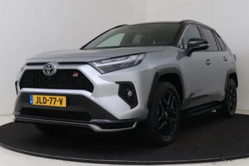 Toyota RAV4 (2025)