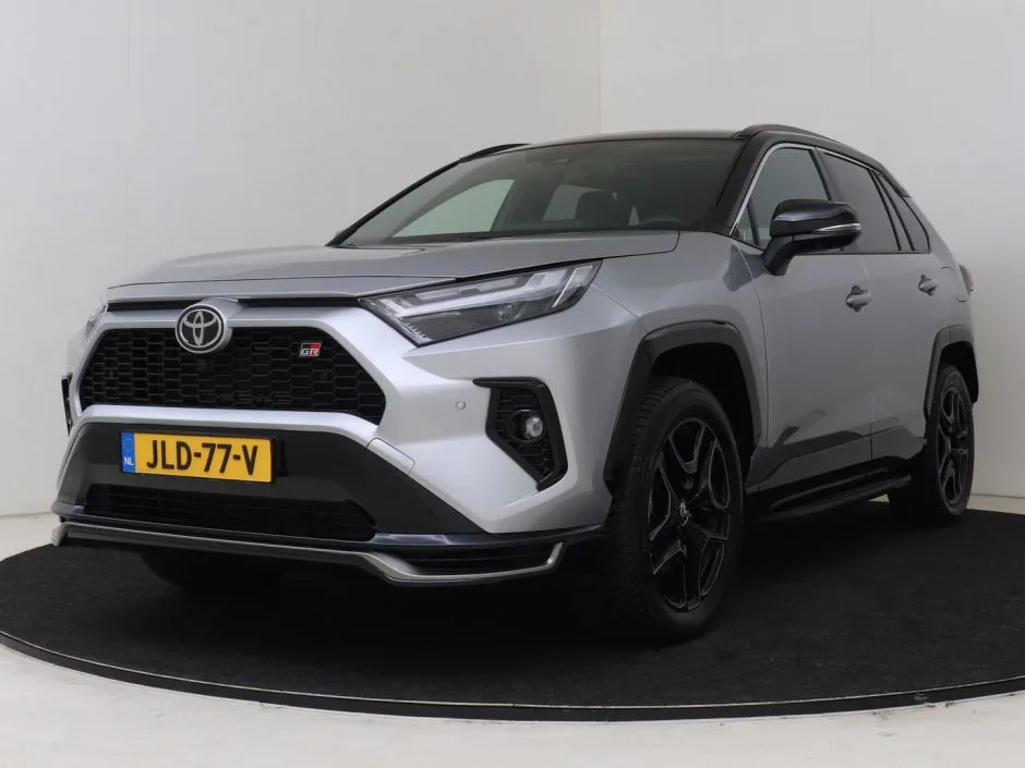 Toyota RAV4 (2025) — foto 1