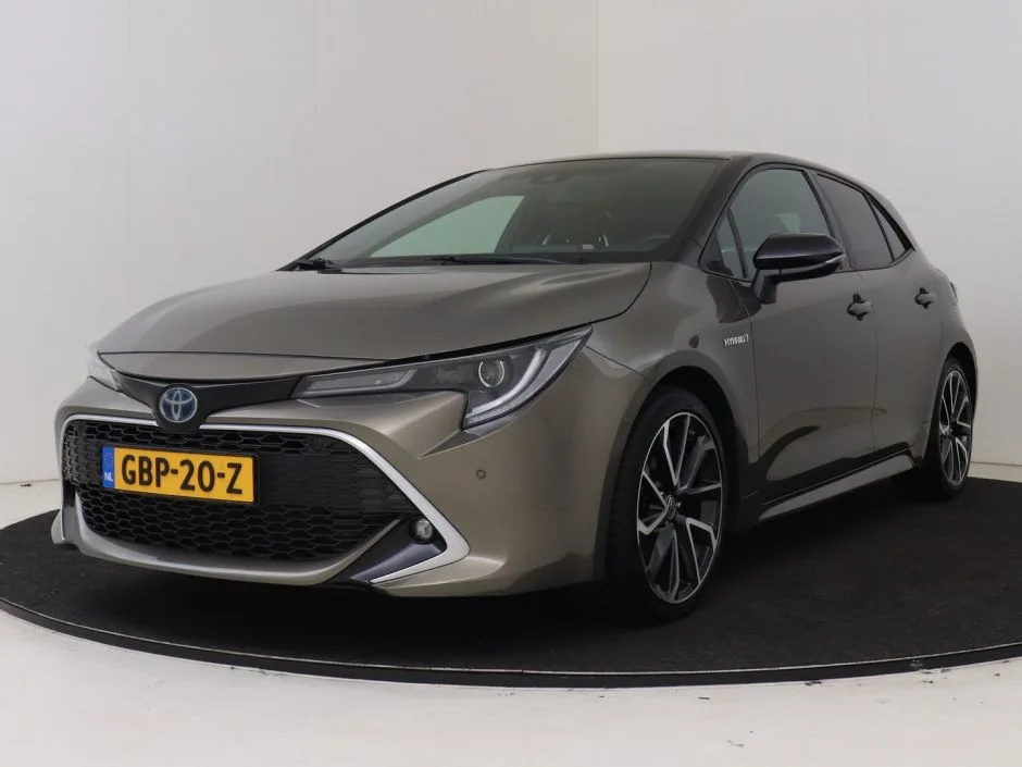 Toyota Corolla (2021) — foto 1