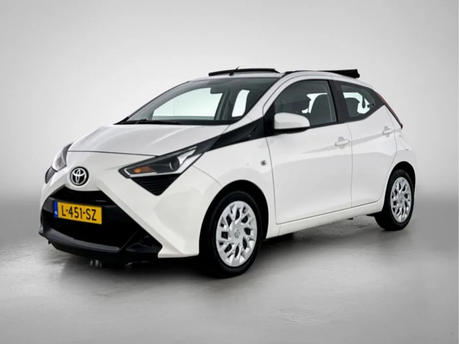 Toyota Aygo (2021) — foto 1