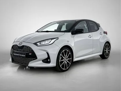Toyota Yaris (2023) — foto 1