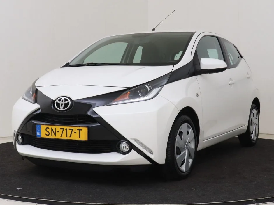 Toyota Aygo (2018) — foto 1