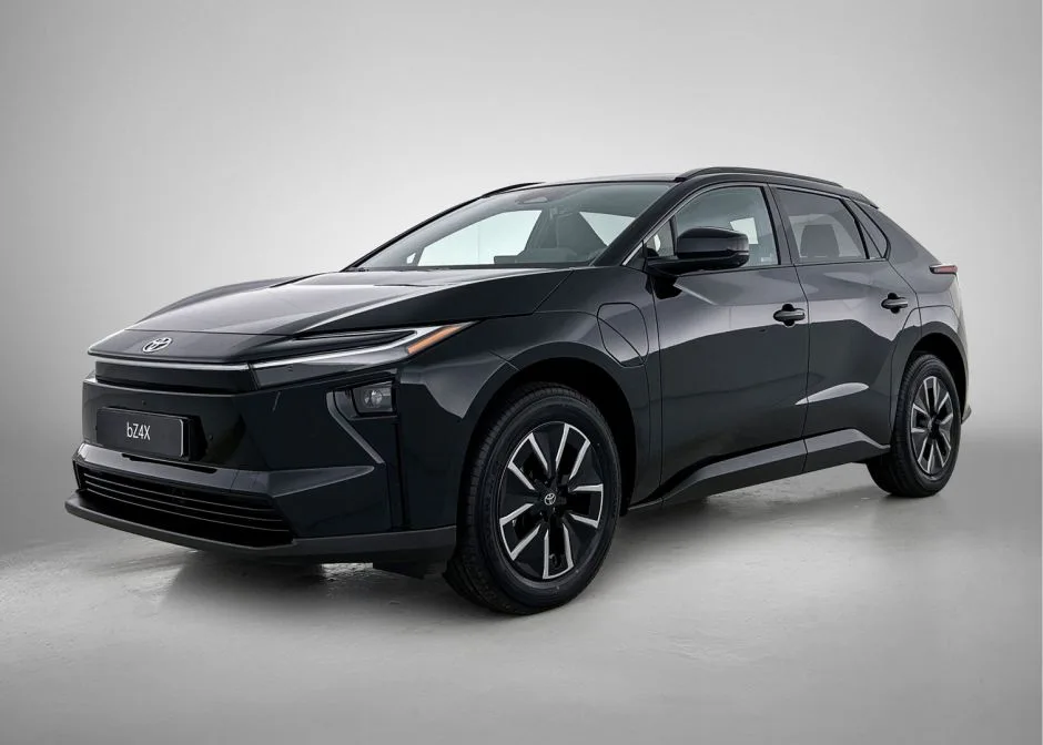 Toyota bZ4X (2026) — foto 1
