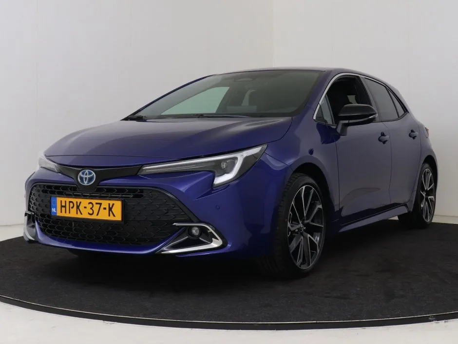 Toyota Corolla (2025) — foto 1