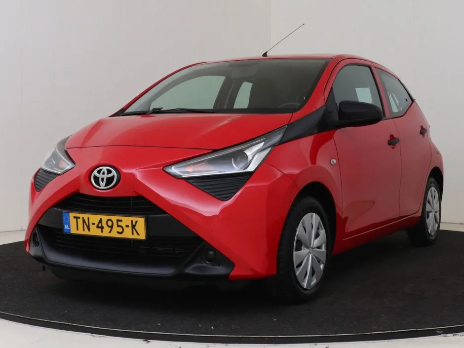 Toyota Aygo (2018) — foto 1