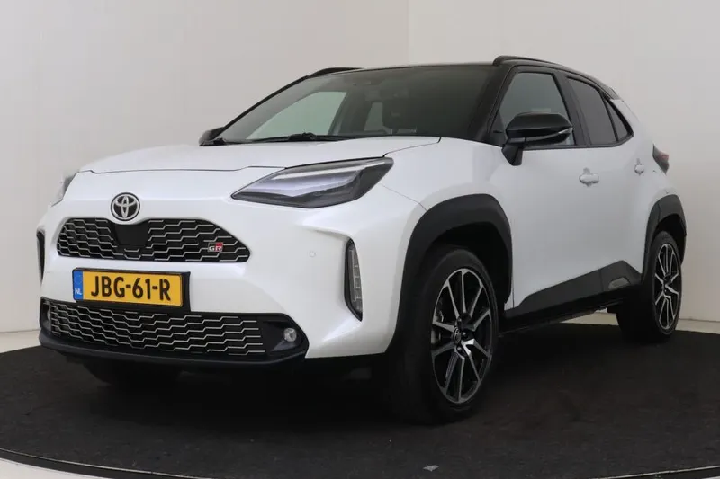 Toyota Yaris_Cross (2023)
