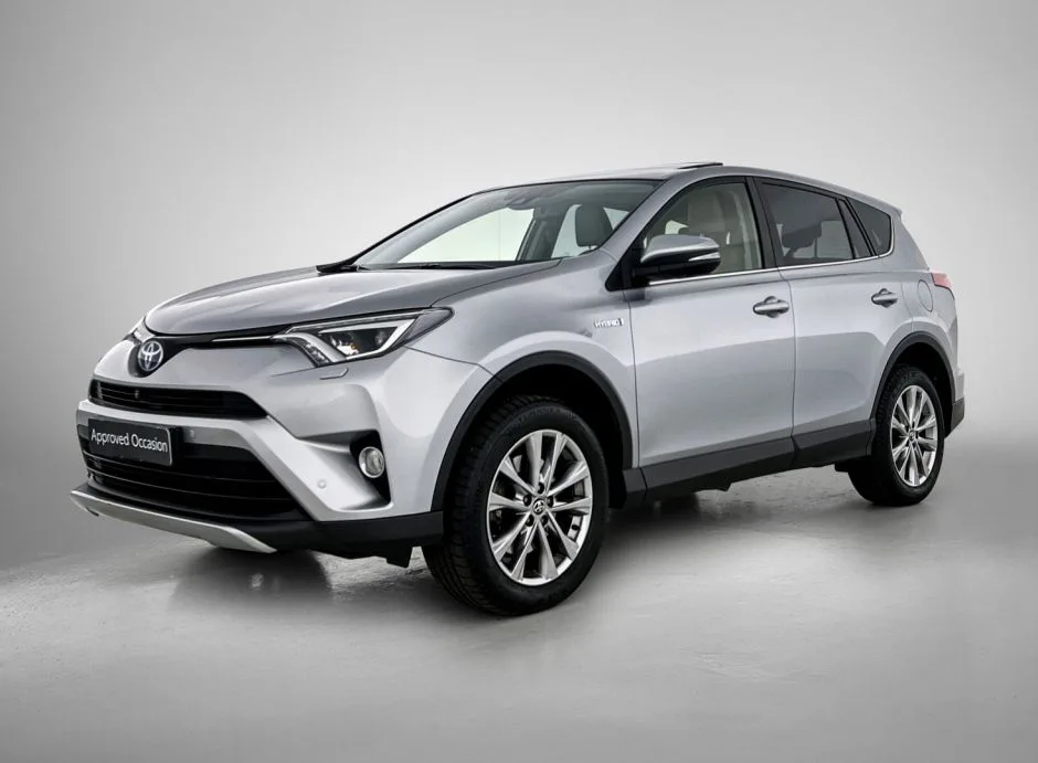 Toyota RAV4 (2017) — foto 1