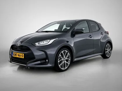 Toyota Yaris (2024) — foto 1