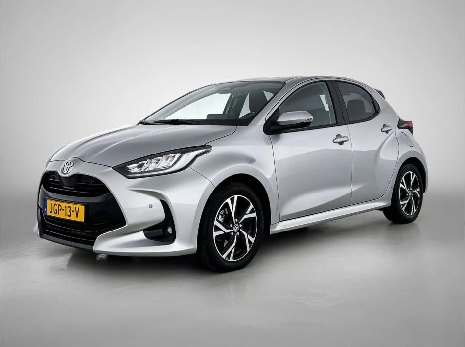 Toyota Yaris (2025) — foto 1