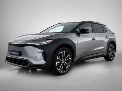 Toyota bZ4X (2023) — foto 1
