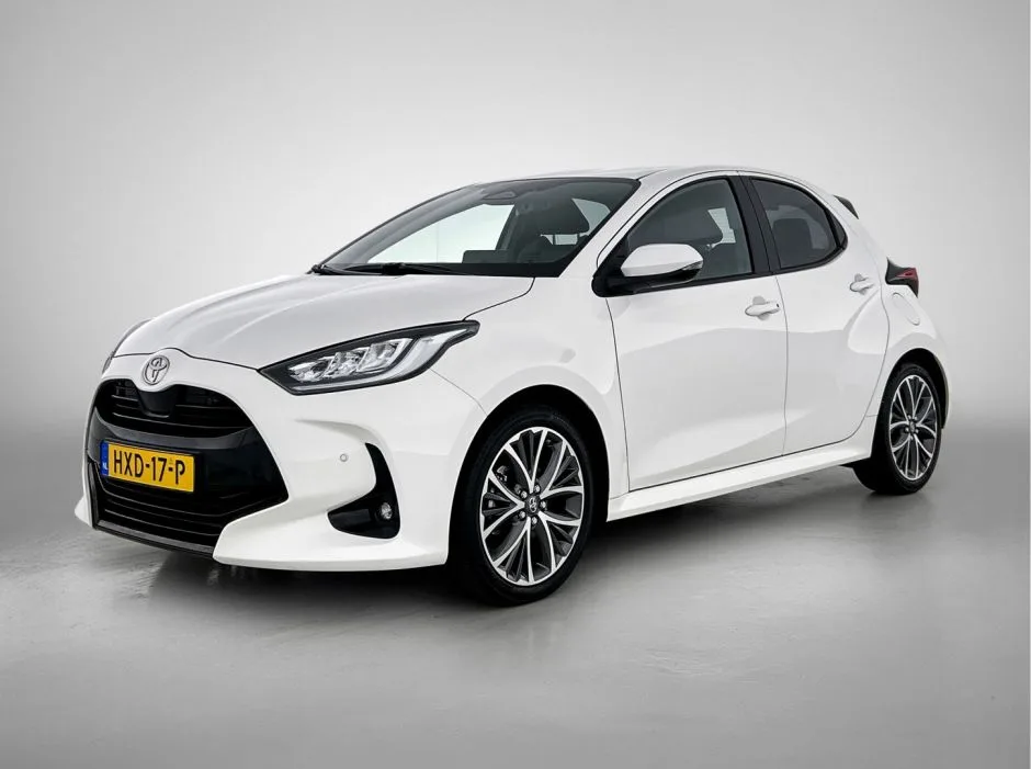 Toyota Yaris (2025) — foto 1