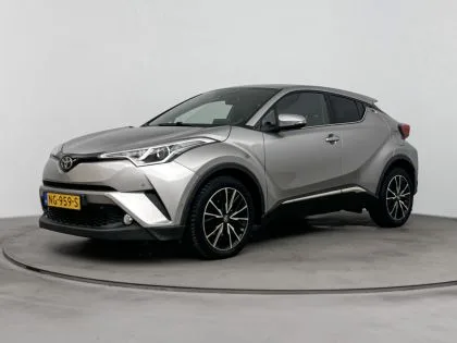 Toyota C-HR (2017) — foto 1