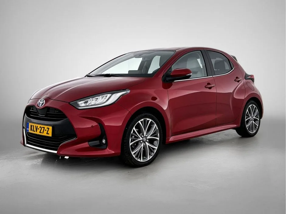 Toyota Yaris (2022) — foto 1