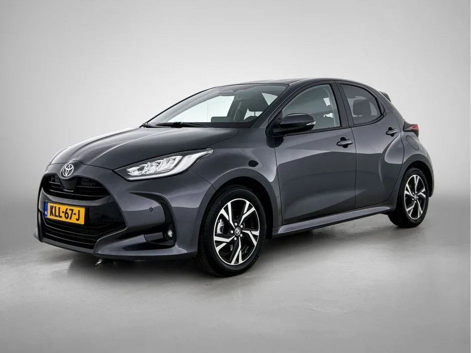 Toyota Yaris (2024) — foto 1