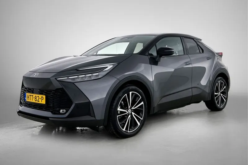 Toyota C-HR (2025)