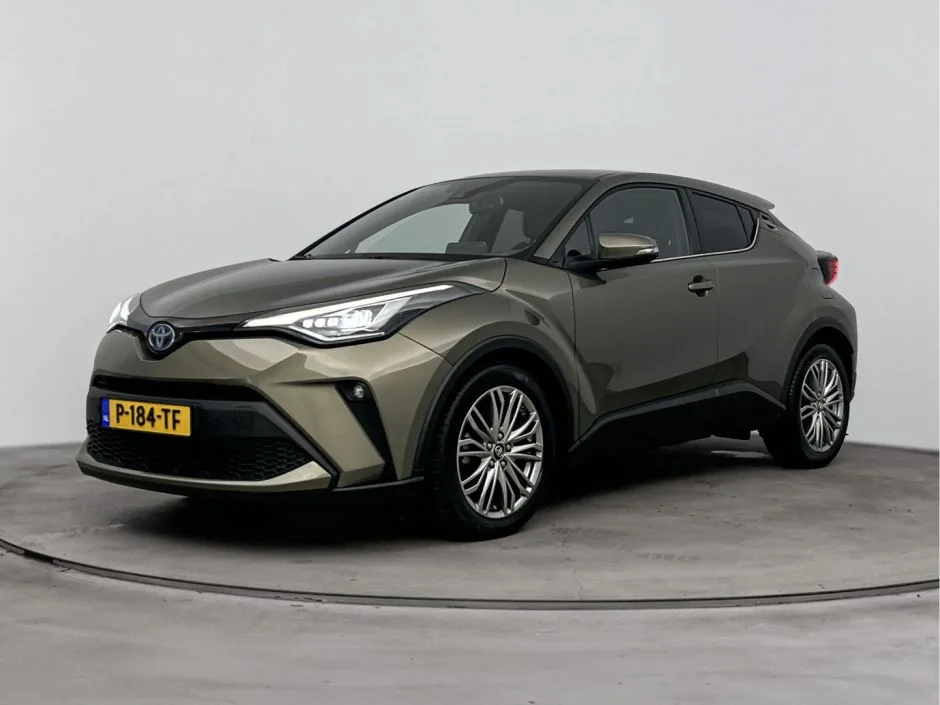 Toyota C-HR (2022) — foto 1