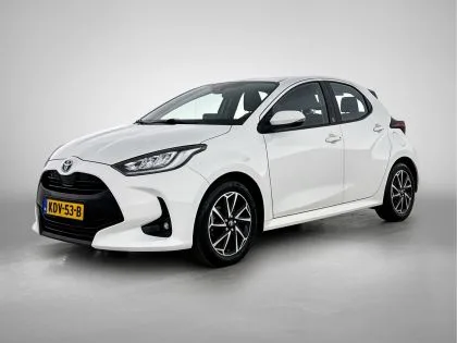 Toyota Yaris (2022) — foto 1