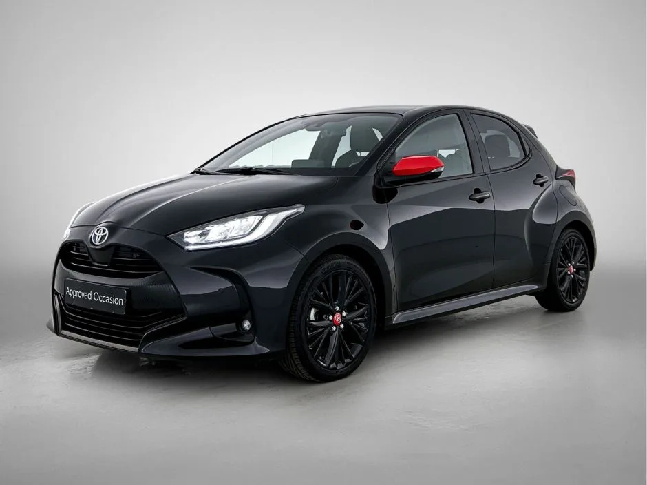 Toyota Yaris (2022) — foto 1