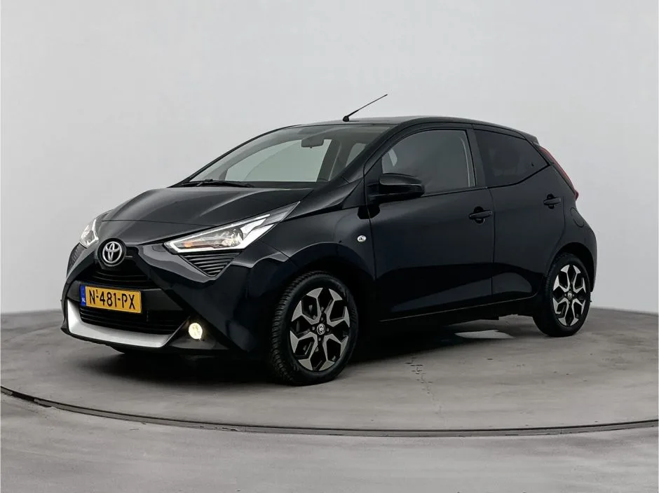 Toyota Aygo (2021) — foto 1
