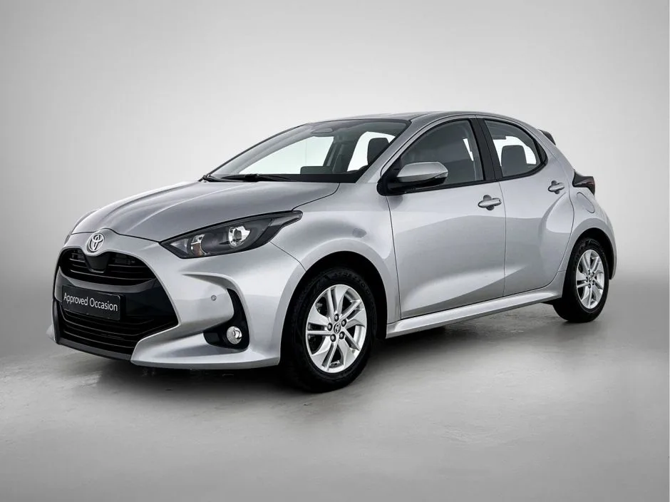 Toyota Yaris (2025) — foto 1