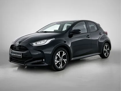 Toyota Yaris (2025) — foto 1