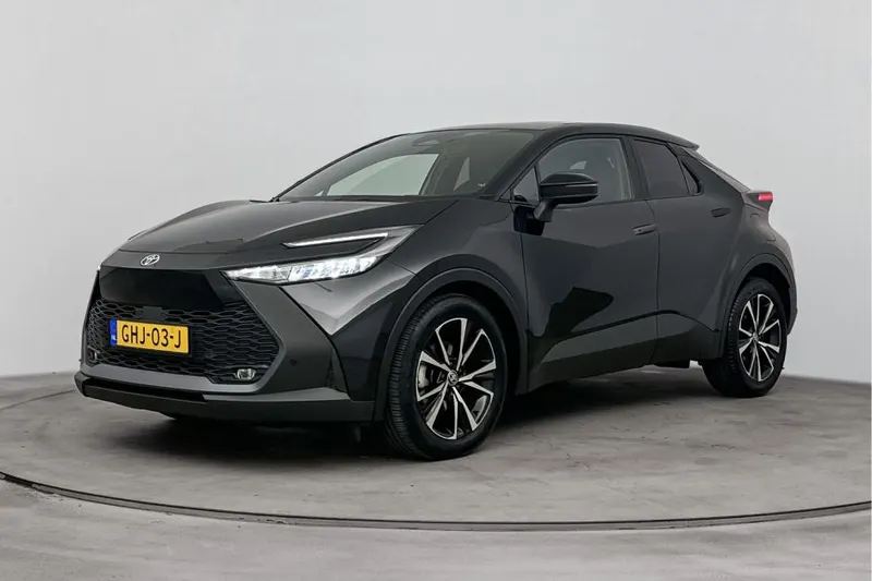 Toyota C-HR (2024)