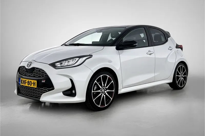Toyota Yaris (2023)