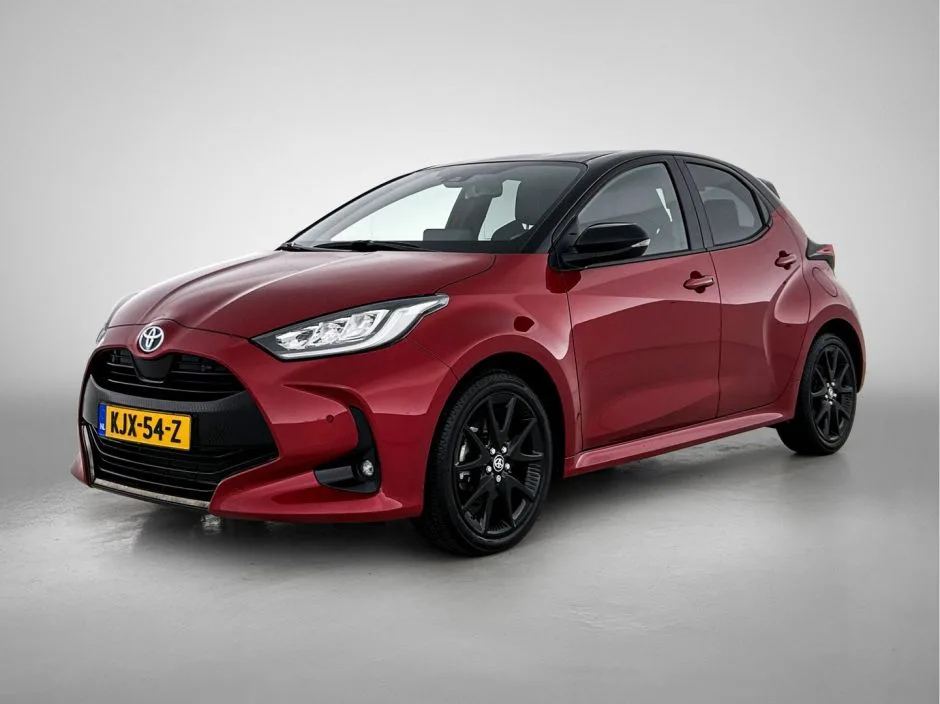 Toyota Yaris (2024) — foto 1