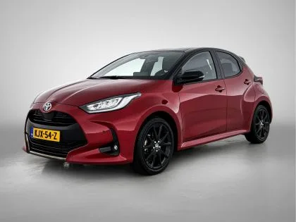 Toyota Yaris (2024) — foto 1