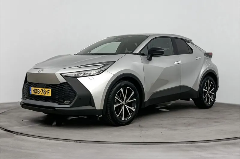 Toyota C-HR (2024)