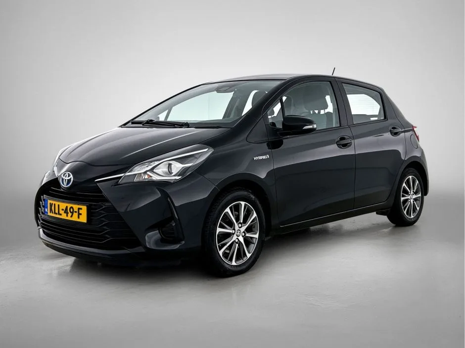 Toyota Yaris (2018) — foto 1