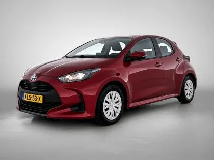 Toyota Yaris (2022) — foto 1
