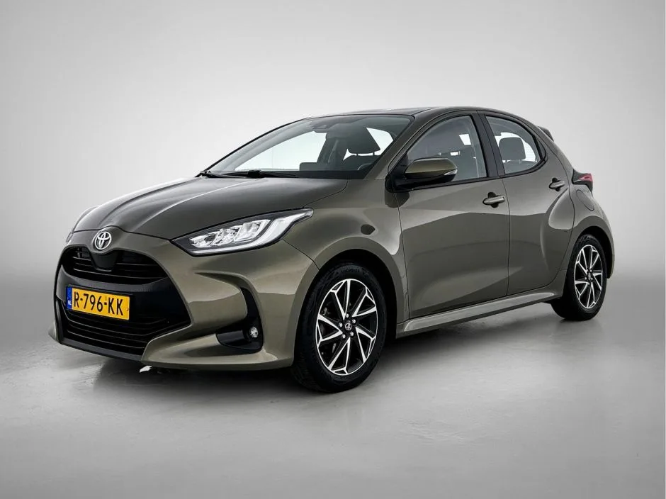 Toyota Yaris (2022) — foto 1
