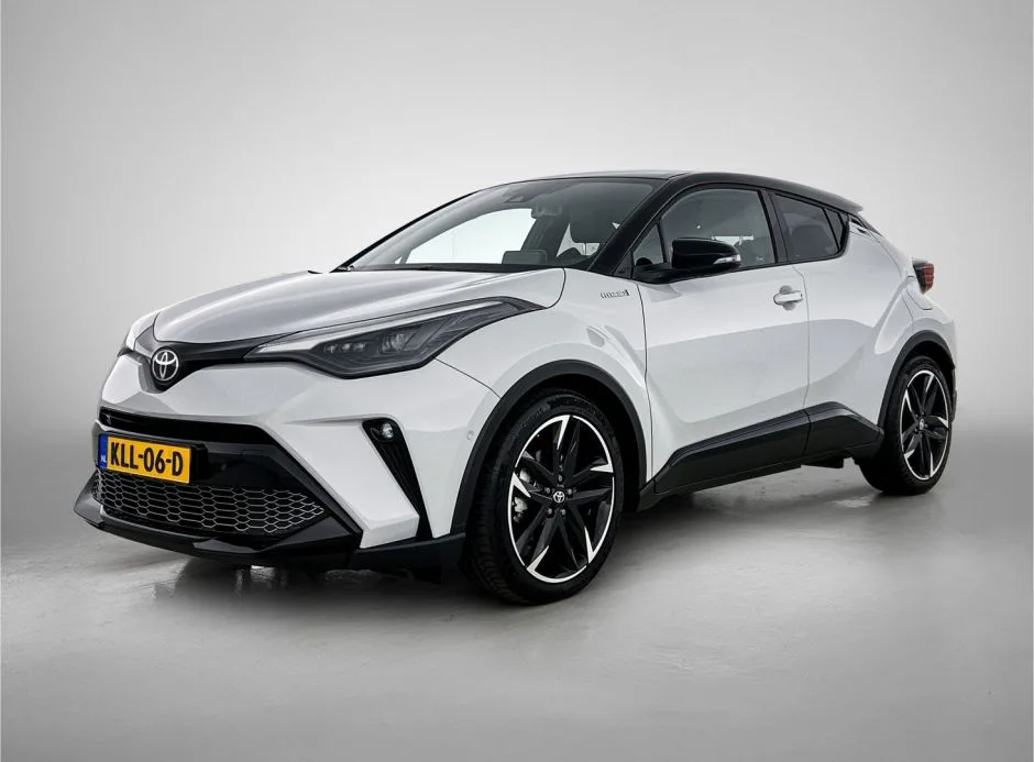Toyota C-HR (2022) — foto 1