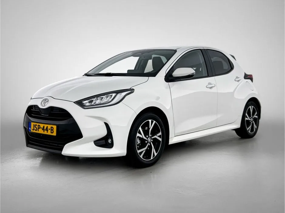 Toyota Yaris (2025) — foto 1