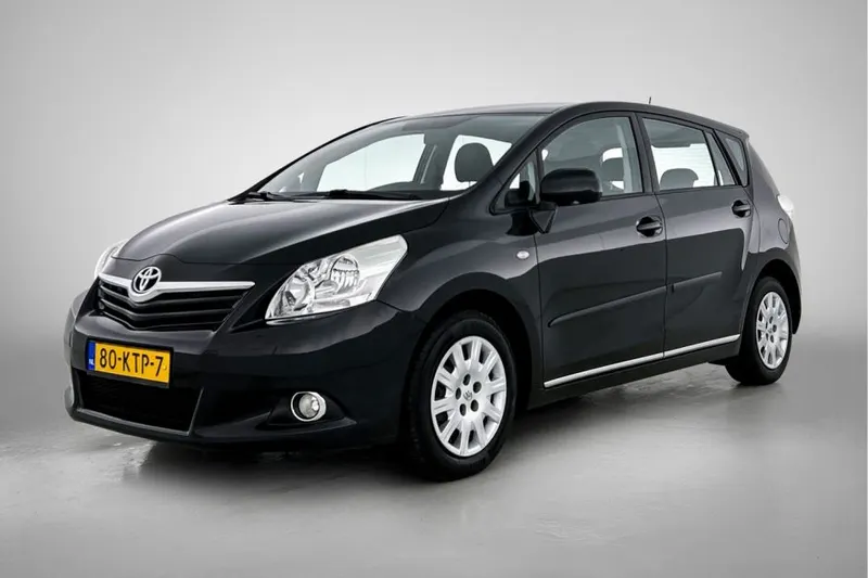 Toyota Verso (2010)