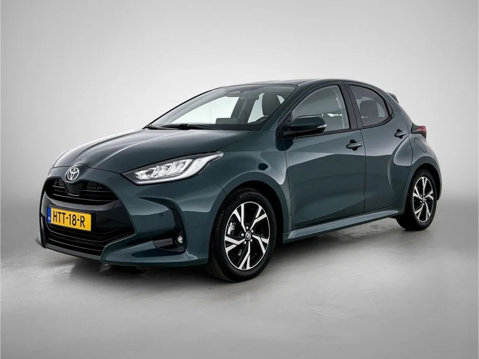 Toyota Yaris (2025) — foto 1