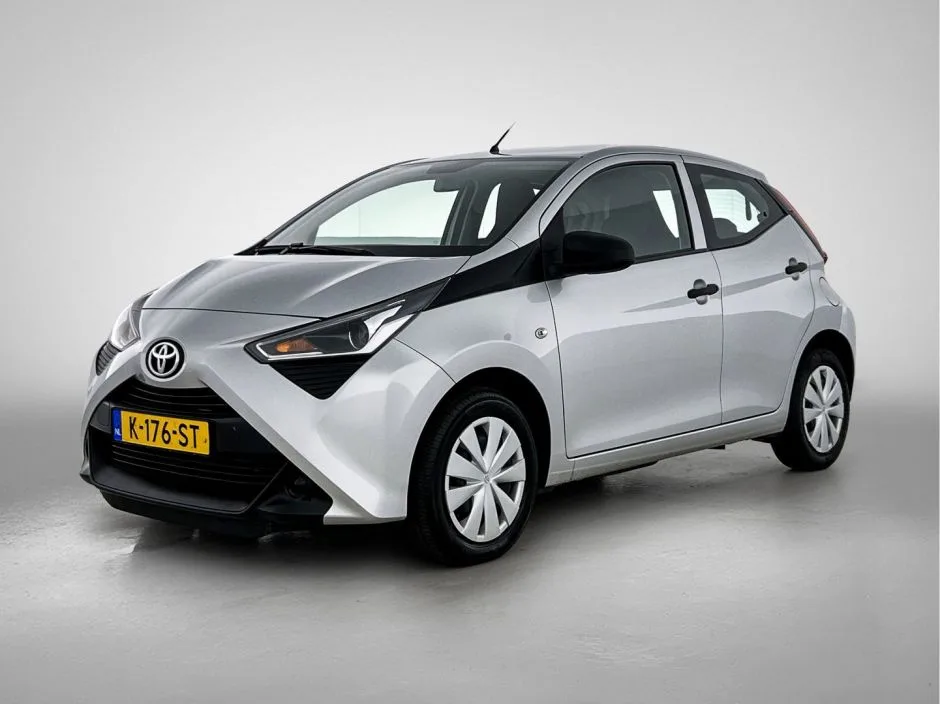 Toyota Aygo (2021) — foto 1