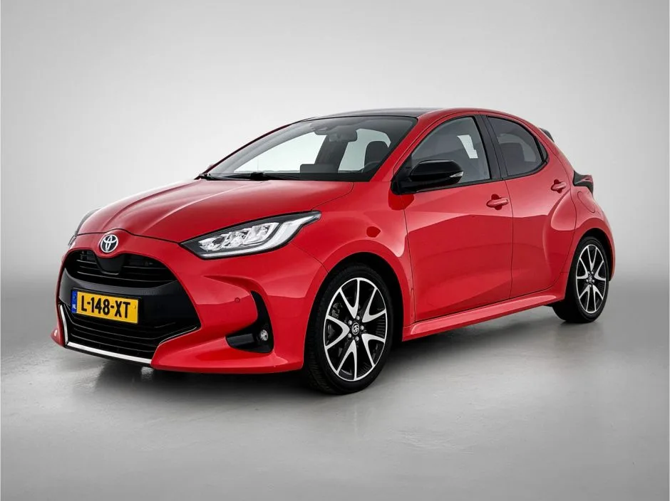 Toyota Yaris (2021) — foto 1