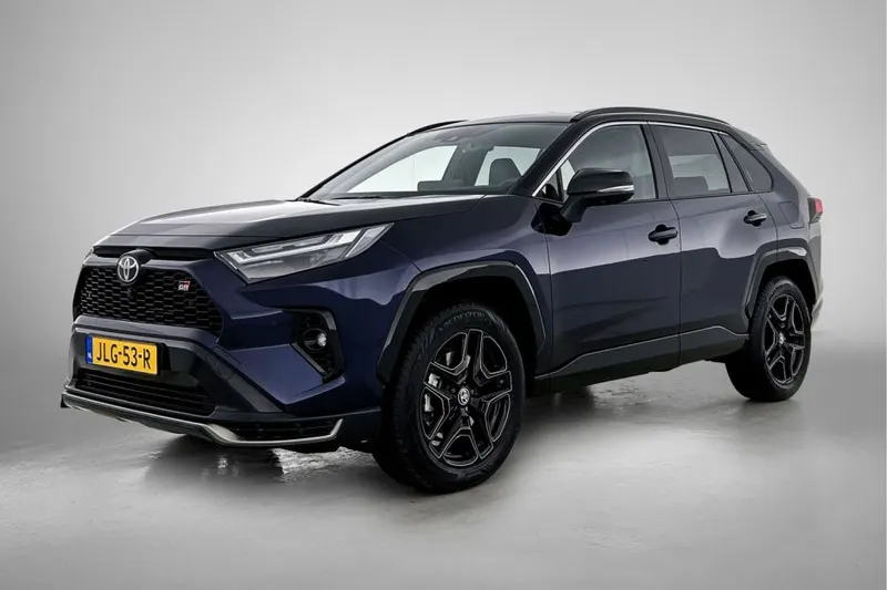 Toyota RAV4 (2025)