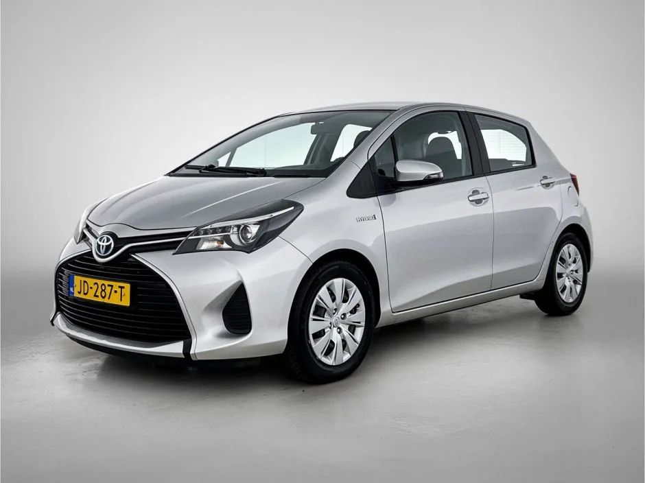 Toyota Yaris (2016) — foto 1