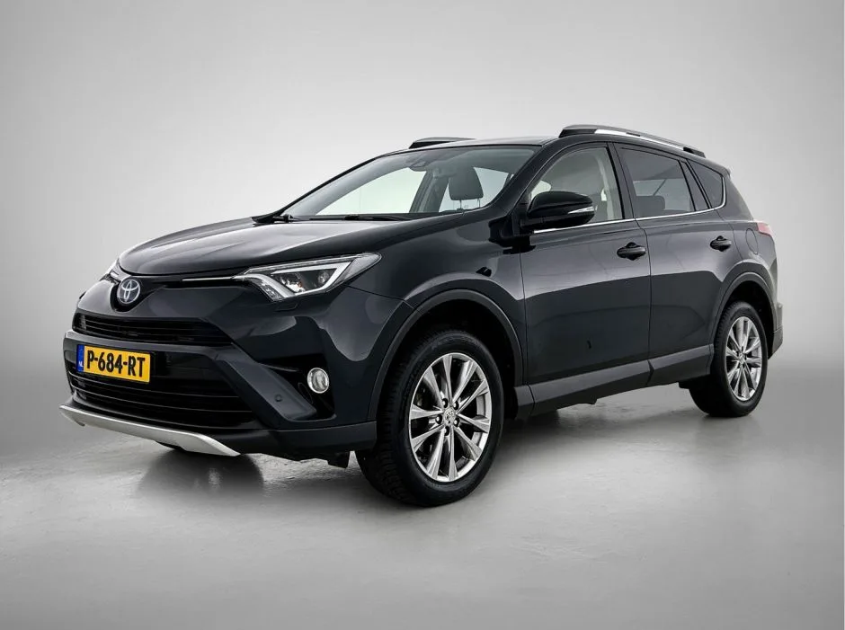 Toyota RAV4 (2016) — foto 1