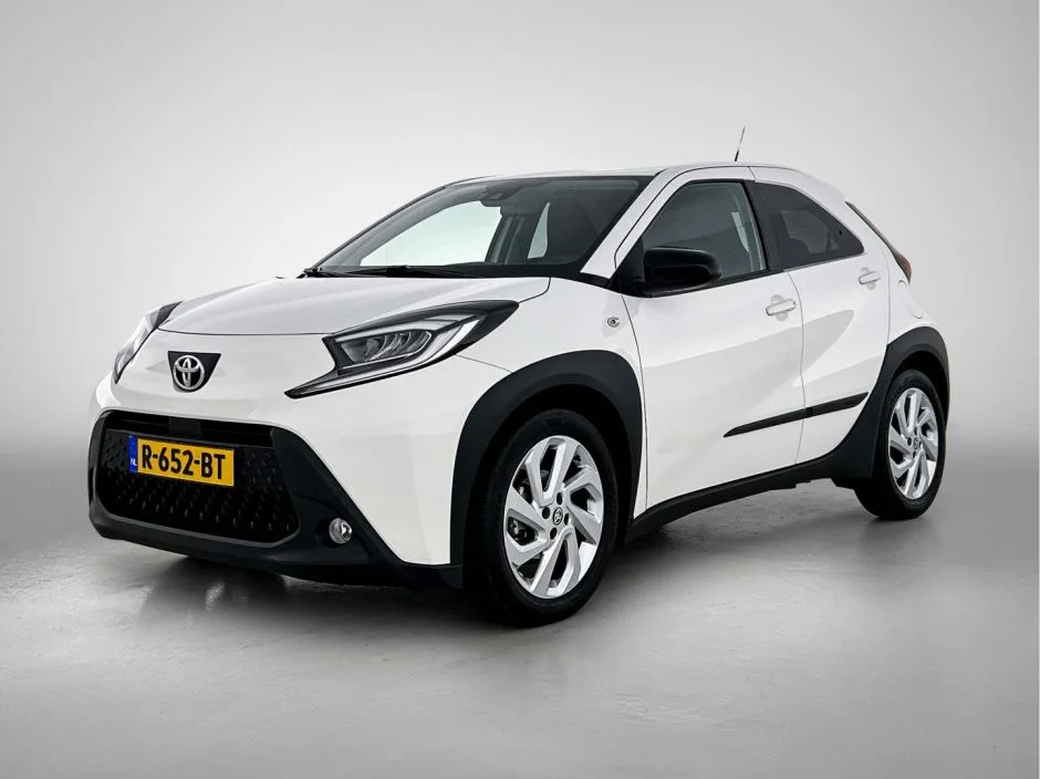Toyota Aygo (2022) — foto 1