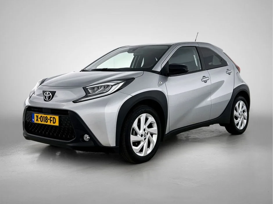 Toyota Aygo (2023) — foto 1