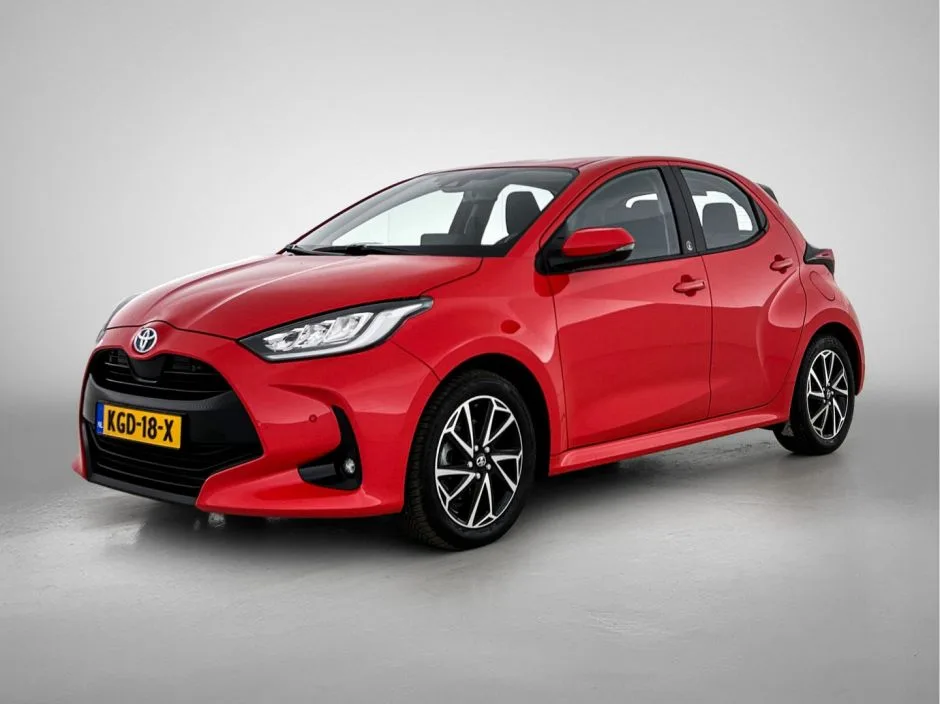 Toyota Yaris (2022) — foto 1
