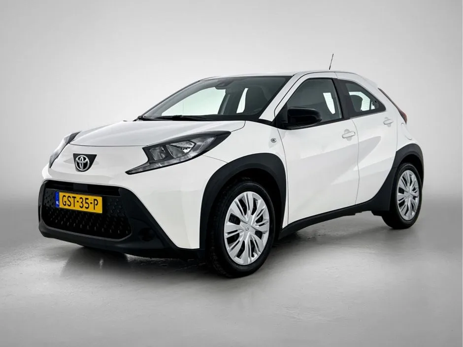 Toyota Aygo (2024) — foto 1