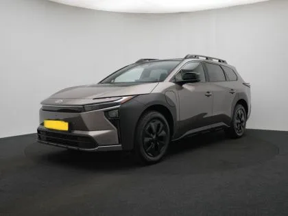 Toyota bZ4X (2026) — foto 1