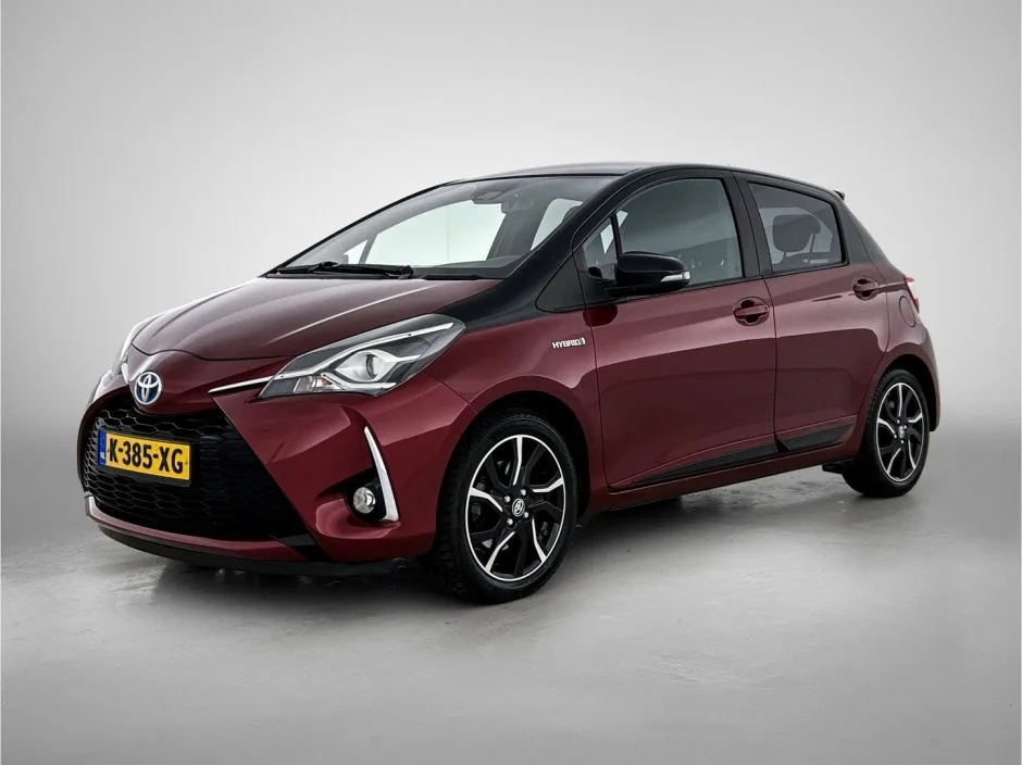 Toyota Yaris (2018) — foto 1
